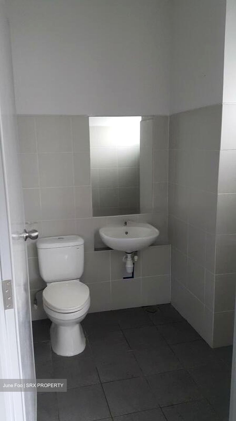 Premier @ Kaki Bukit (D14), Factory #480767001